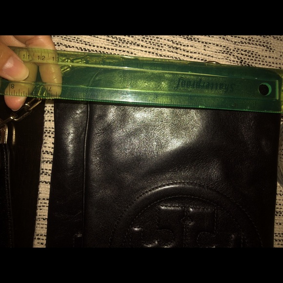 Tory Burch Clutch - Picture 13 of 14